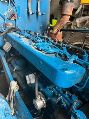 Lot 2 - VINTAGE FORD COUNTY 1164 TRACTOR